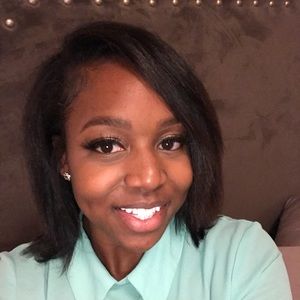 Meet your Posher, Imani